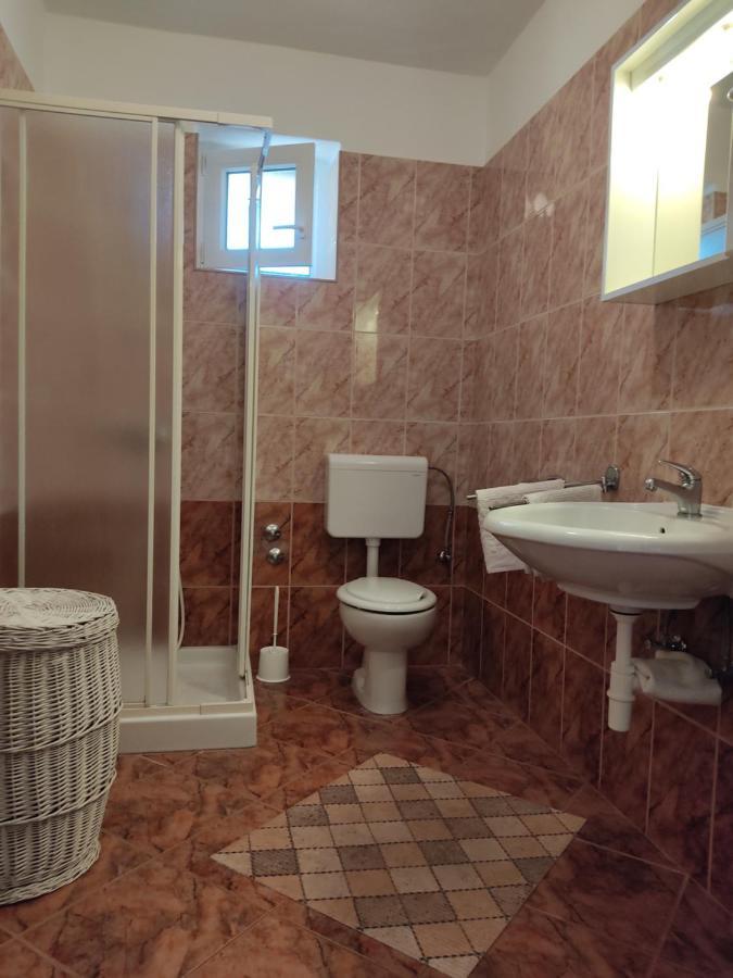 Mara Apartment
